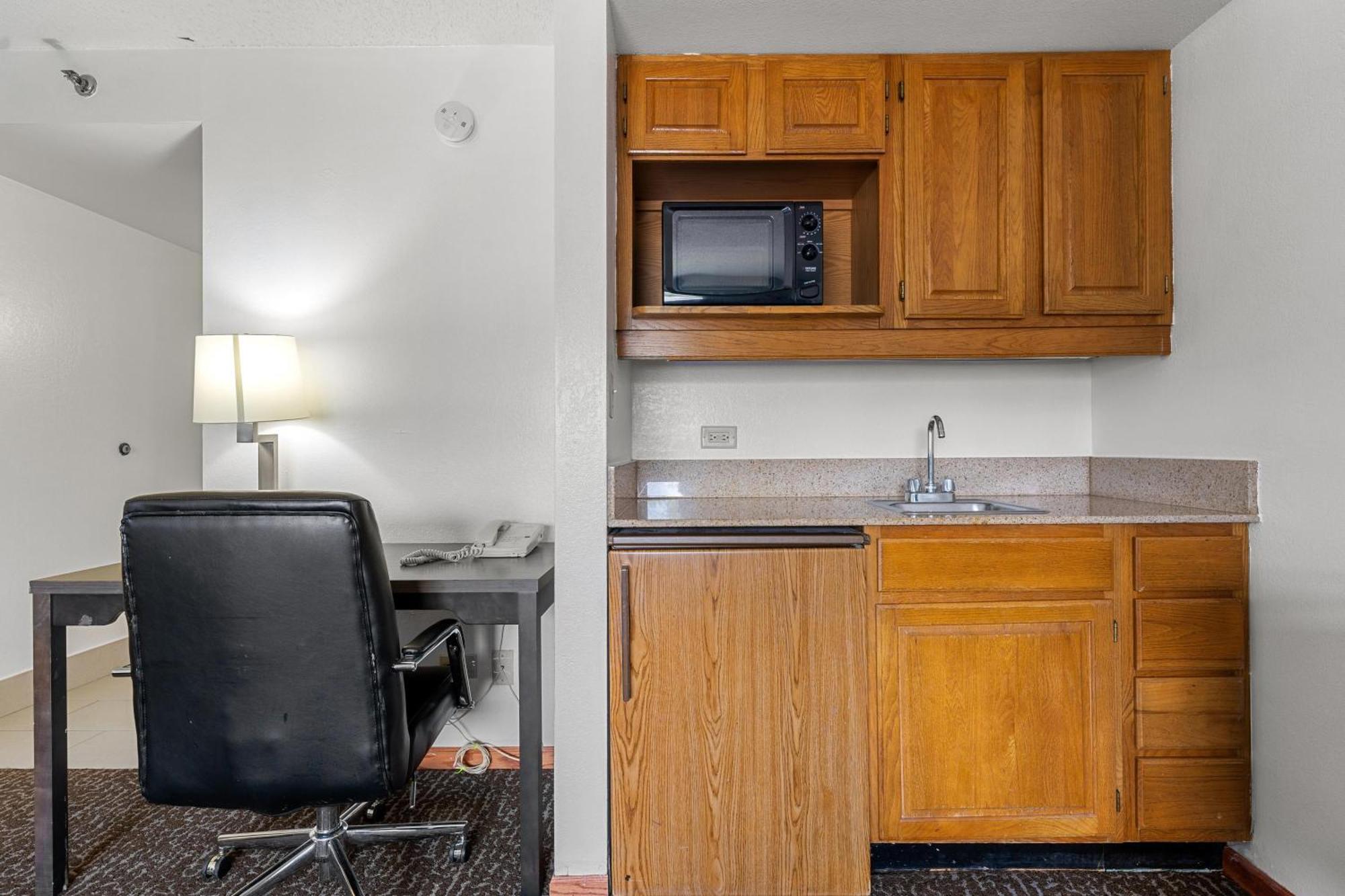 Chicago Club Inn & Suite Oakbrook Terrace Quarto foto
